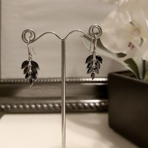 Sterling silver earring